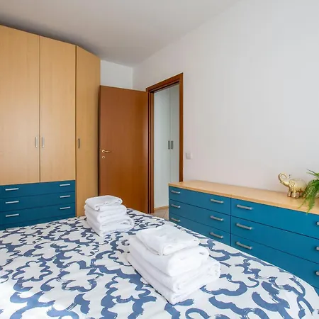 Como Lake - Lakeside Bliss Mandello del Lario Exterior photo